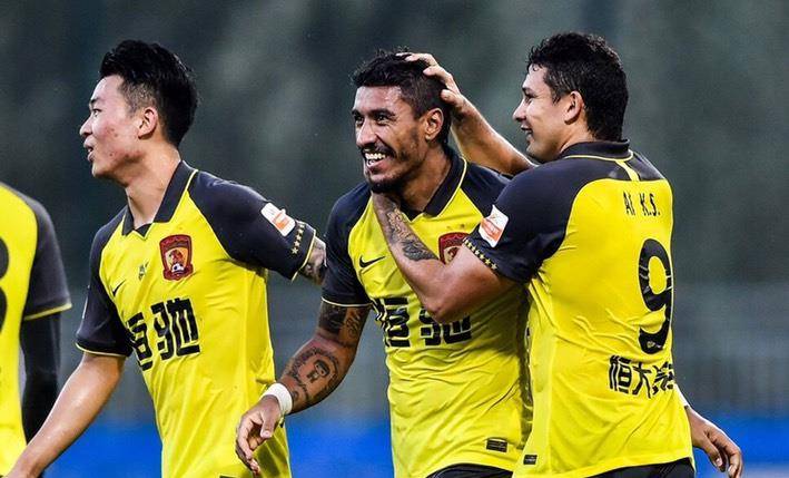 包含冲刺阶段阿森纳强势反弹：NBA季后赛节点到来，压力陡增，临场指挥获称赞的词条