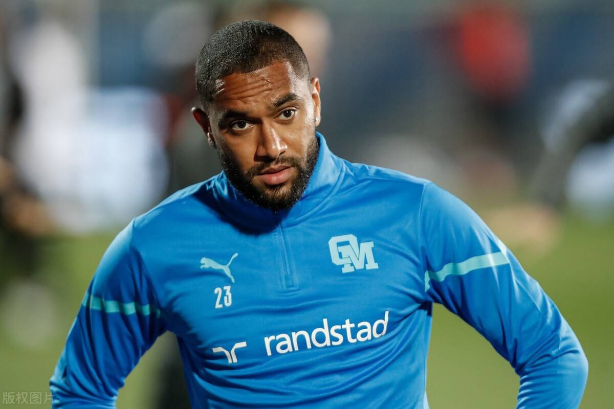 波尔图训练开放日，转会期完成体检引欢呼，法甲在即，团队化学反应显著的简单介绍